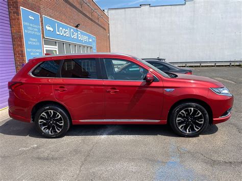 Local car buyers are choosing Drivers Village Cicero for service 3