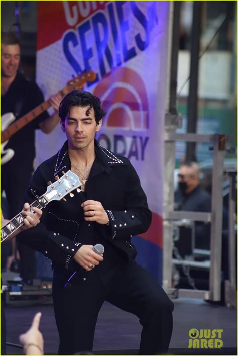 Jonas Brothers Perform New Songs Off The Album On Today Watch Now