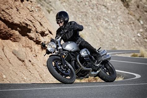 BMW Motorrad представляє мотоцикли 2017 модельного року – останні ...