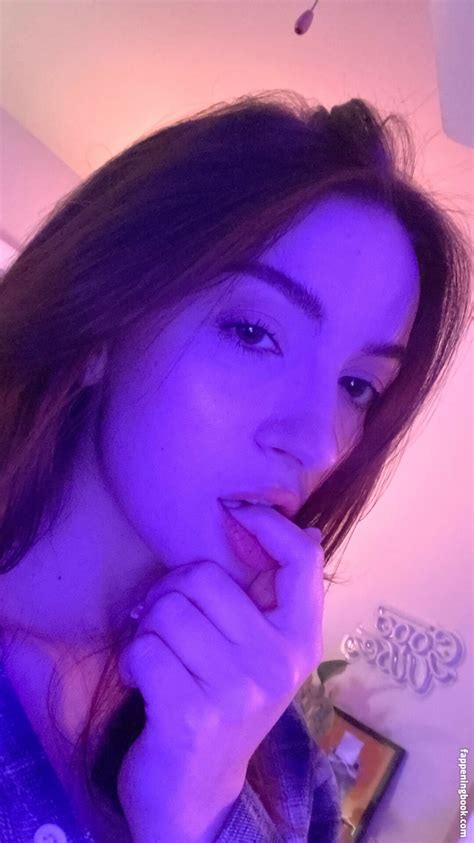 Novaleesi Nude OnlyFans Leaks The Fappening Photo 7350374 FappeningBook