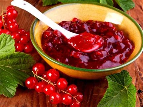 Серебристая смородина варенье – Варенье из черной смородины пятиминутка ...