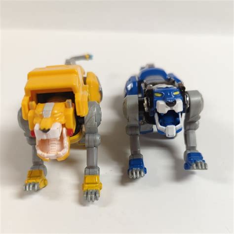 Voltron Blue Lion Toy