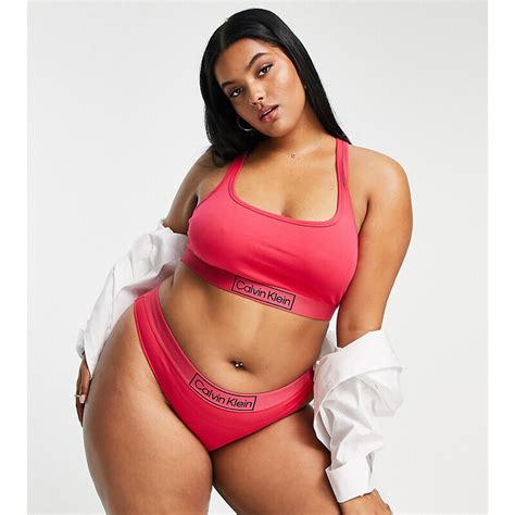 Calvin Klein Plus Reimagined Heritage Slip Stile Bikini Rosa Acceso