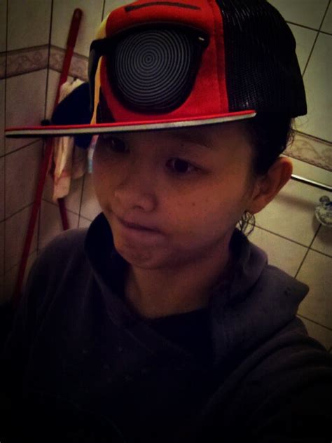 自介 突然想寫自介 看板 lesbian 批踢踢實業坊