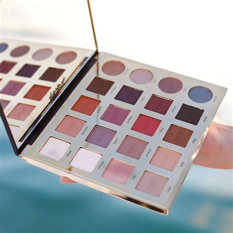 Tarteist™ Pro Amazonian Clay Palette 20 Longwearing Matte Eyeshadows