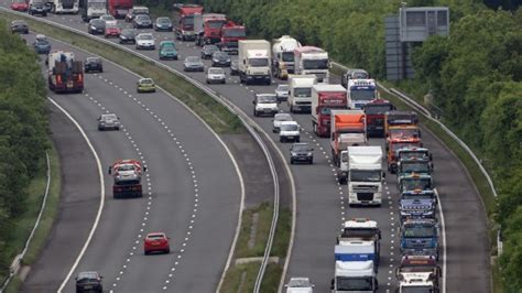 M4 Traffic: Why motorway is closed as Storm Noa brings strong winds amid Met Office weather warning