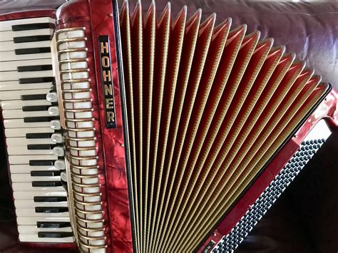 Hohner Verdi III N 120 Bass Accordion Shop