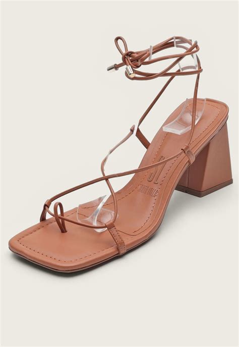 Sandália Santa Lolla Amarração Nude Compre Agora Dafiti Brasil
