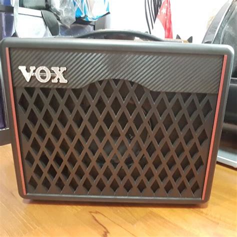 Vox Vx1 Electric Guitar Combo Amplifier, Hobbies & Toys, Music & Media ...