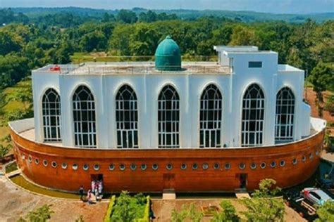 Ini Dia 4 Masjid Di Semarang Dengan Bangunan Unik Solopos