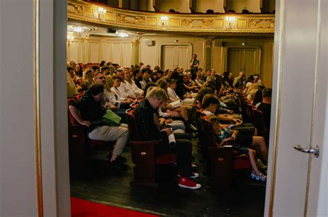 Lato W Horzycy Premiera Fotorelacja Teatr Horzycy Teatr Torun Pl