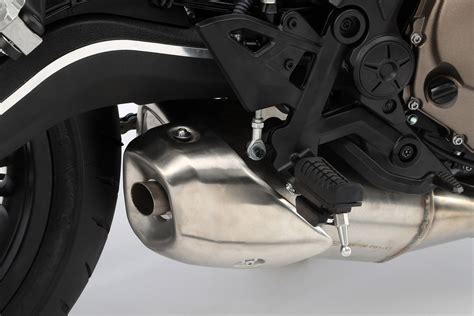 QJ Motor SRK 700 Moto Naked Andar De Moto