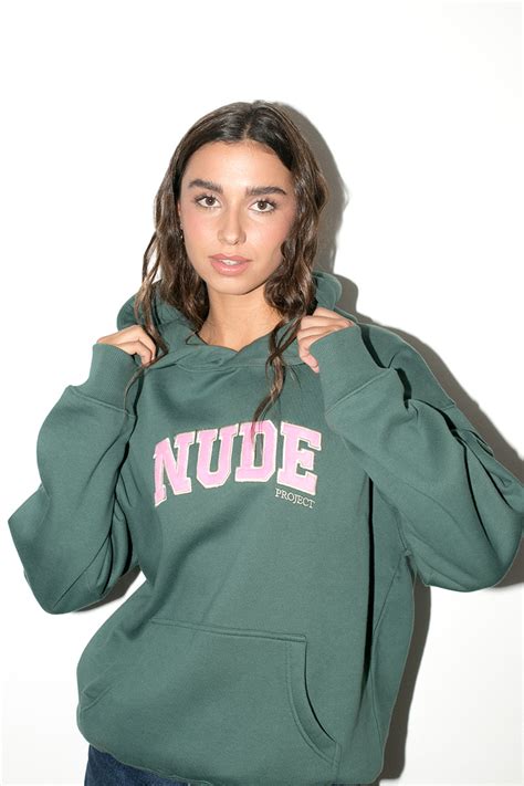 La nueva colección de Nude Project con la varsity como protagonista