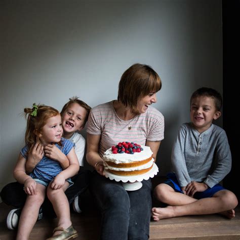 Naked Cake With Berries Bake America Cake Again Live Free Creative Co