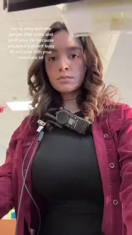 Perfect Waist To Tits Ratio Scrolller