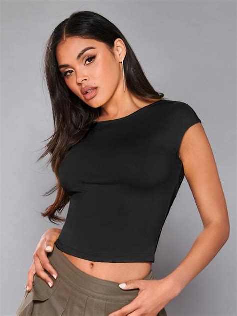 SHEIN BAE Camiseta cortada sólido sem encosto Roupas femininas Manga