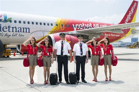 Vietjet T Ch C Ch Ng Tr Nh Tuy N D Ng Ti P Vi N Quy M L N