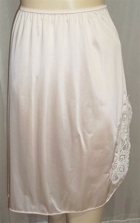 Vintage Bali Nude Nylon Half Slip Small High Side Split Etsy