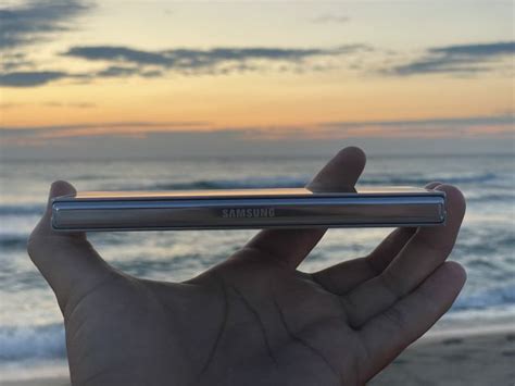 Тествахме новия сгъваем флагман на Samsung ᐉ Новини от Fakti.bg ...