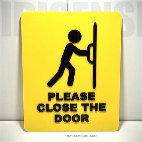 Personalized Close Door Sign - Etsy