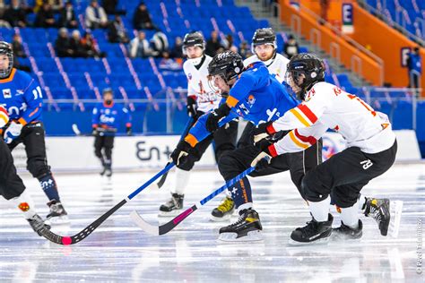 Хоккей с мячом | Ледовый дворец Байкал
