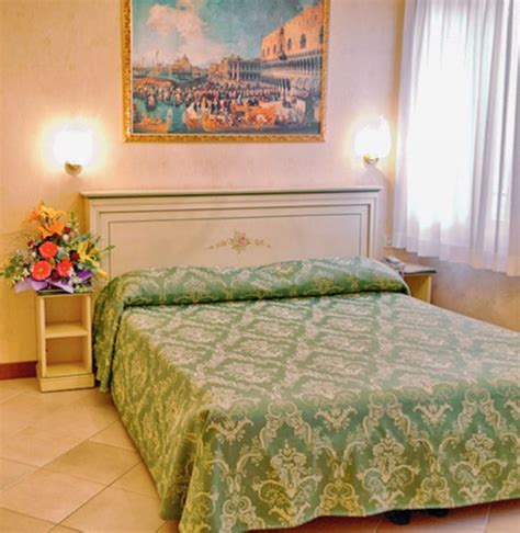 Hotel Florida Venice 2 Star Hotel In Venice Official Site