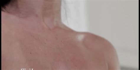 Auburn Hair MILF Carla Loves It In The Dressing Room Tnaflix