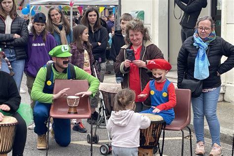 En images La première édition de la rue aux enfants de Bernay a été un