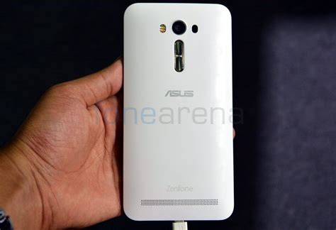 Asus Zenfone 2 ZE550KL Hands On and Photo Gallery