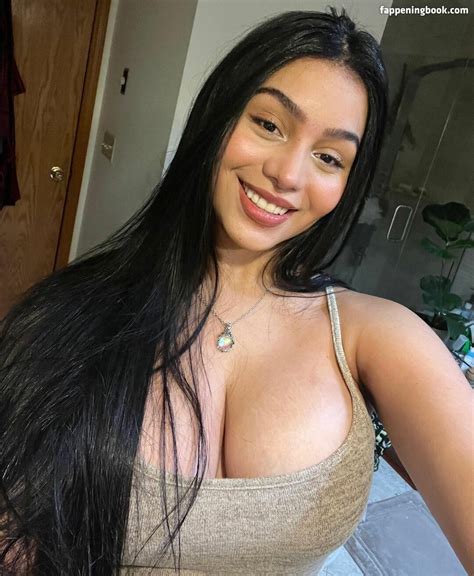 Barbararamirezz Nude OnlyFans Leaks Fappening FappeningBook