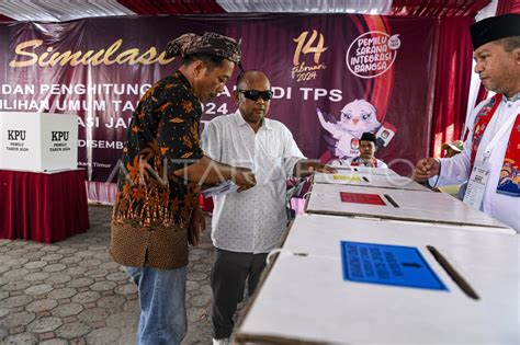 Simulasi Pemungutan Dan Penghitungan Suara Pemilu Antara Foto