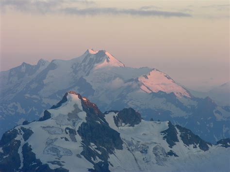 Кавказ с вершины Донгузоруна. / Горы Мира. Кавказ / Mountain.RU