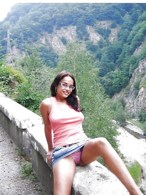 Miniskirts And Crossed Legs Part Porn Pictures Xxx Photos Sex Images Pictoa