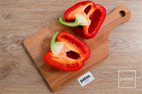 Запеченные перцы с курицей и сыром - рецепт с фотографиями - Patee. Рецепты