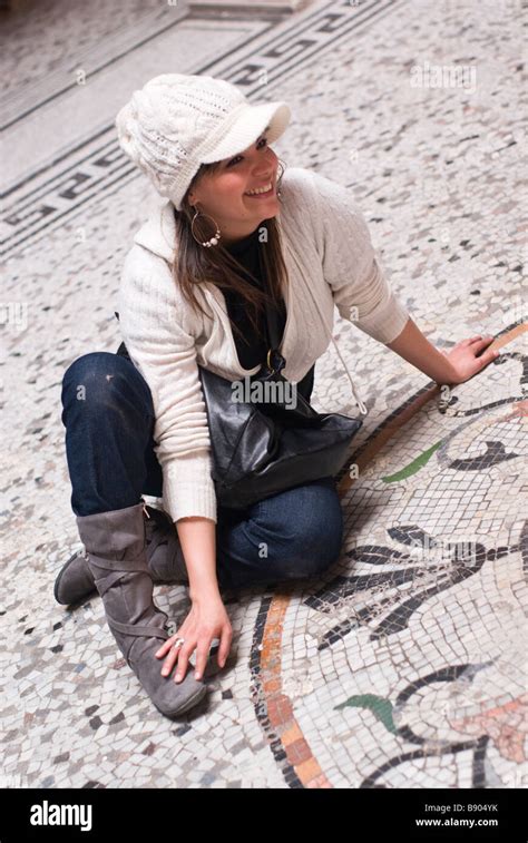 Teen Girl Hispanic Latina Banque De Photographies Et Dimages Haute R Solution Alamy