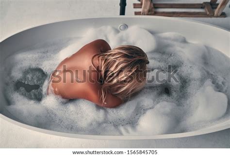 Sexy Naked Woman Posing White Bath Stock Photo 1565845705 Shutterstock