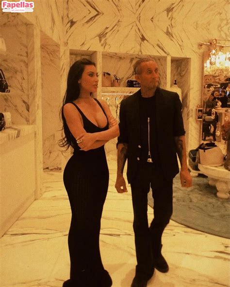 Kim Kardashian Aka Kimkadarshian Aka Kimkardashian Nude Leaks OnlyFans Fapellas