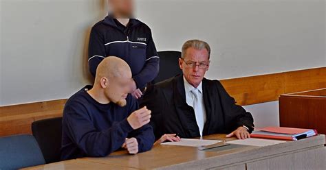 Oerlinghauser Schlug Beim Sex Zu Opfer Leidet Immer Noch Lokale Nachrichten Aus