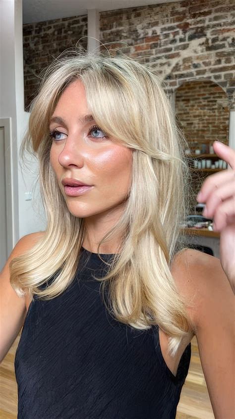 Lovely Blonde Butterfly Haircut Ideas Styleoholic