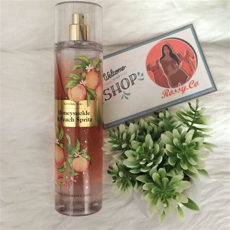 Bath Body Works BBW WHITE T SHIRT BUTTERCUPS BERRY BELLINI HONEYSUCKLE PEACH SUMMER MELODY