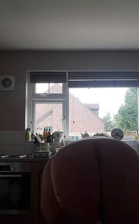 White Sussies And Bum In The Kitchen Today British Porn By FapHouse XHamster