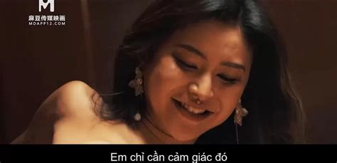 Fuck Big Breasted Girl With Her Boyfriend Shooshtime