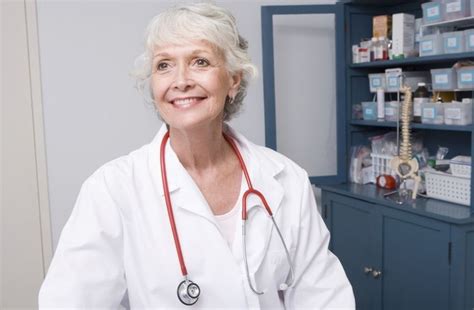 Doktorka, Foto: Thinkstock | Coat, Lab coat, Fashion