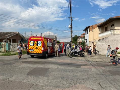 Motociclista sofre traumatismo craniano e torácico após acidente no