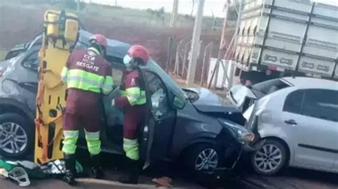 Caminhoneiro Que Provocou Engavetamento Morte Diz Que Cochilou Ao