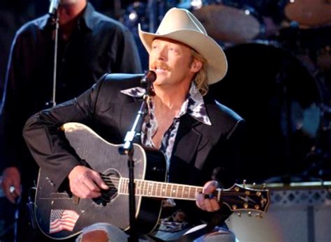 Country Singer Alan Jackson Explains Why He Stumbles Around On Stage