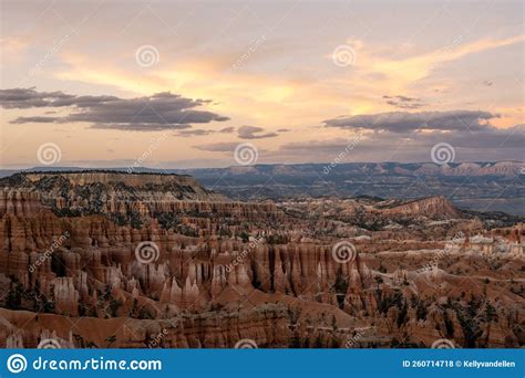 Hoodoos And Mesas Fill The Horizon From The Bryce Canyon Rim Stock