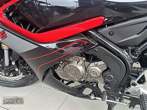 Rks Srk R Model Naked Roadster Motor Motosiklet Ma Azas Ndan S F R Tl