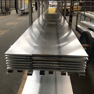 6061 6063 T5 T6 Aluminium Flat Bar Extrusion Profile 6mm 8mm Thickness