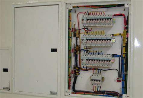 Single Phase V Automatic Power Factor Correction Panel Upto